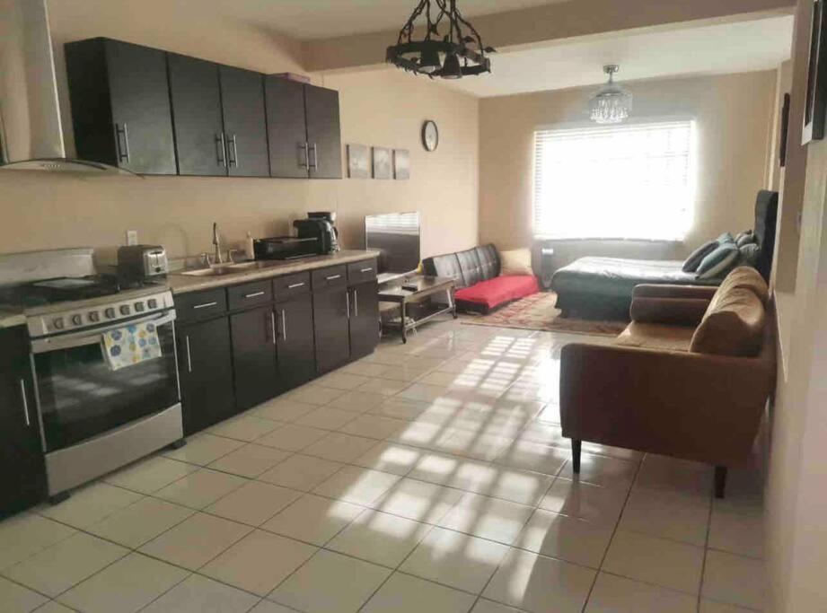 Otay Studio Great Patio Near Otay Crossing & Airport Tijuana Exterior photo