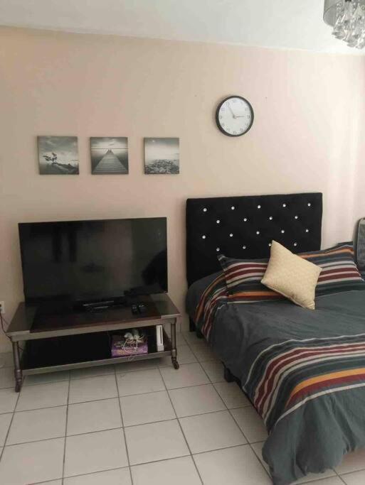 Otay Studio Great Patio Near Otay Crossing & Airport Tijuana Exterior photo